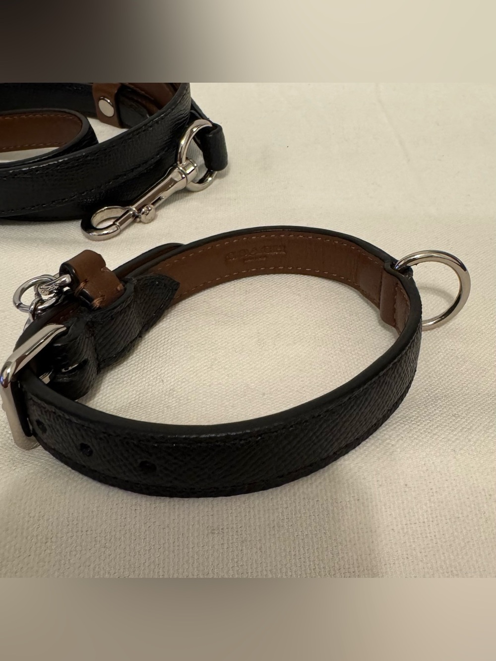 Coach Small Pet Collar and Leash - Picture 4 of 5